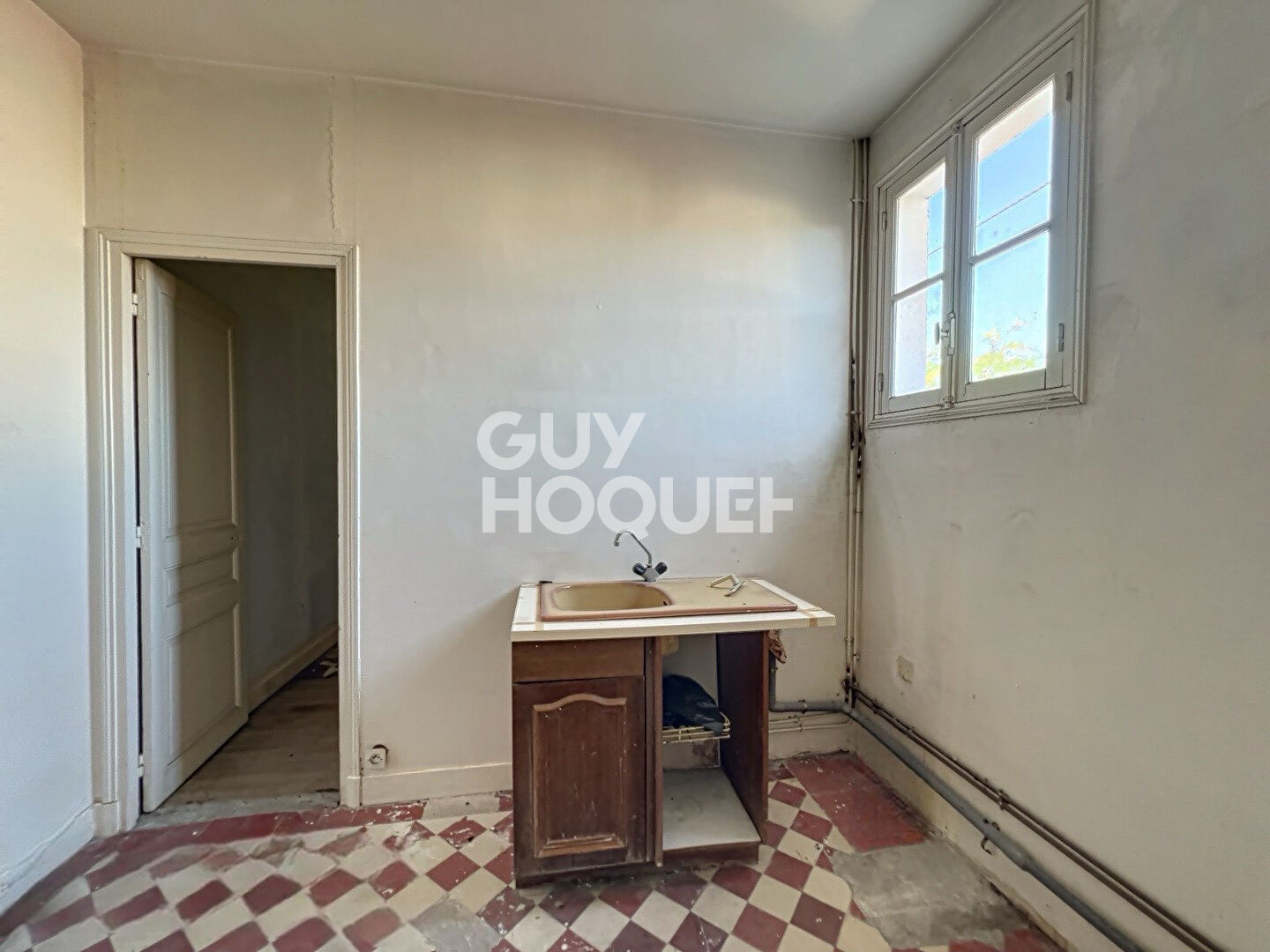 Maison Stains 8 pièce(s)