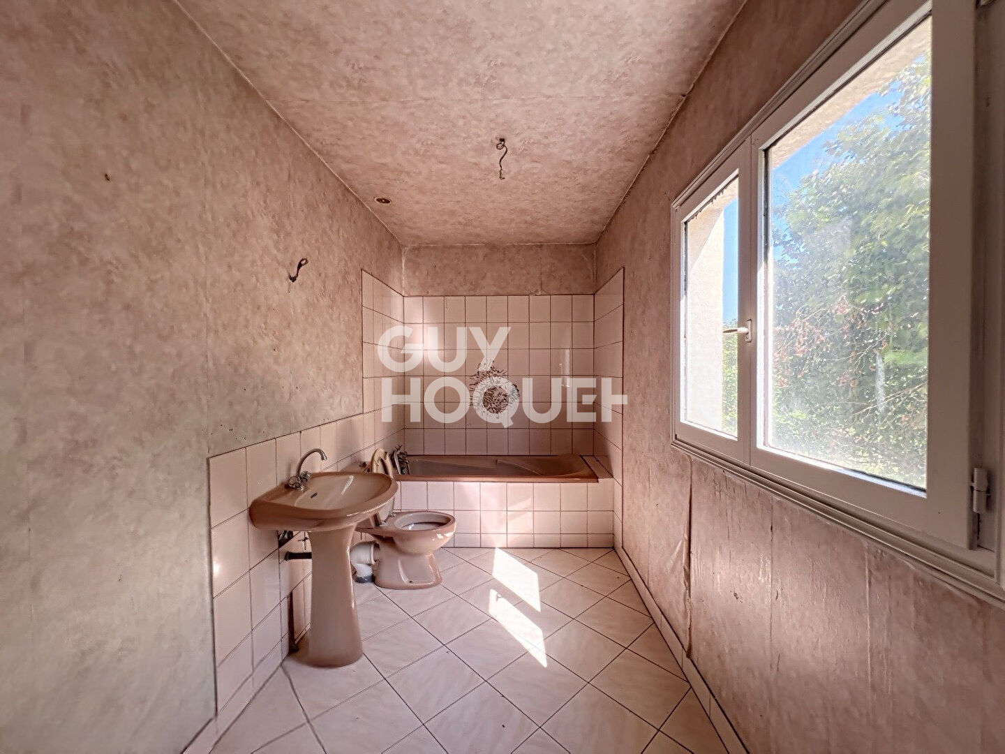 Maison Stains 8 pièce(s)