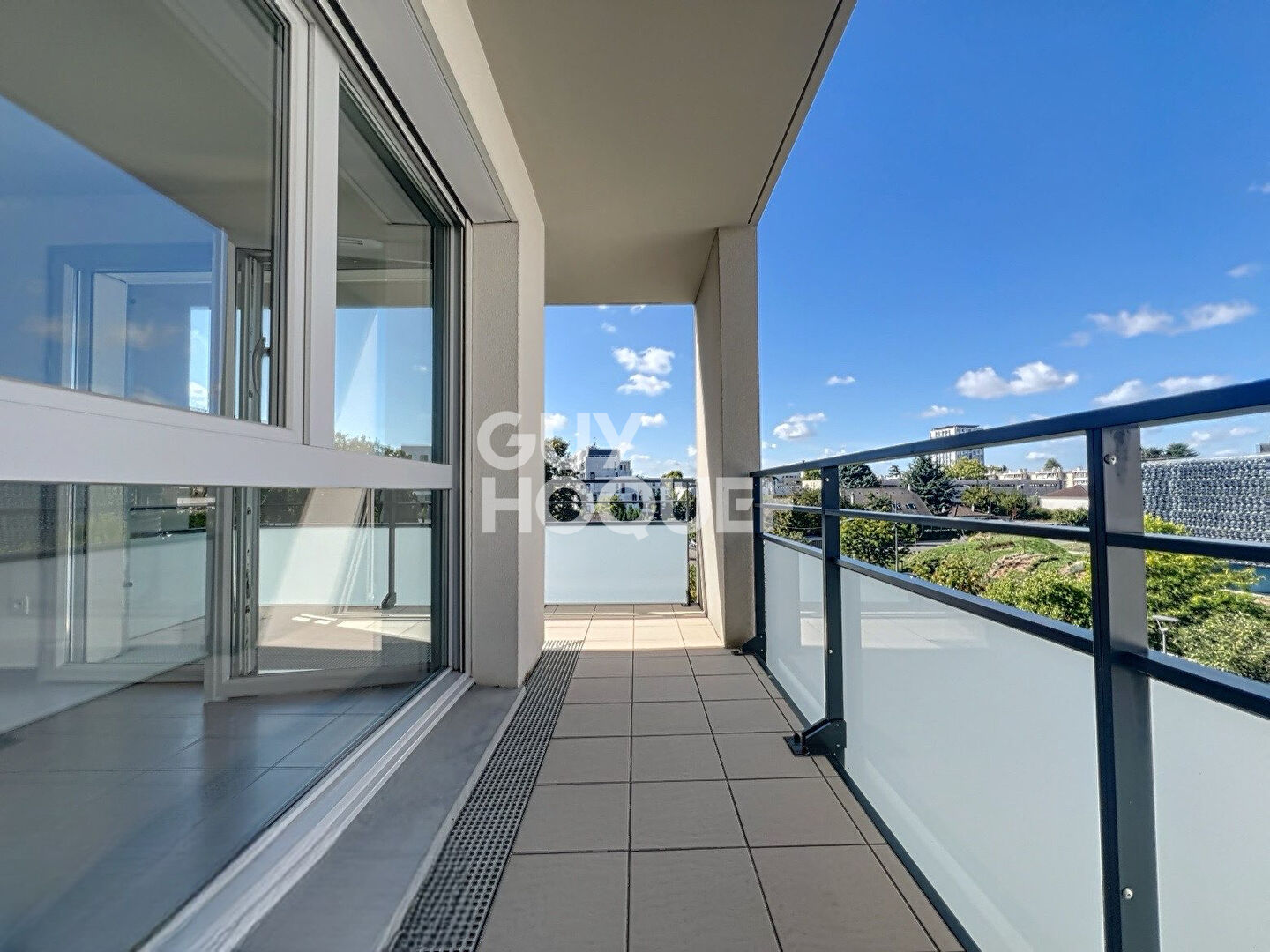 Appartement SARCELLES 3 pièce(s) 77.38 m2