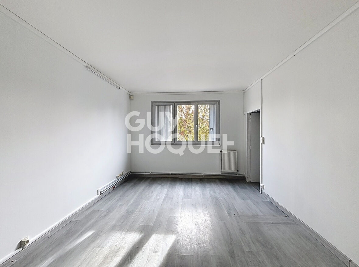 Appartement Stains 4 pièce(s) 68.73 m2