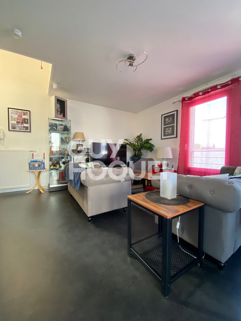 Appartement Stains 3 pièce(s) 64 m2