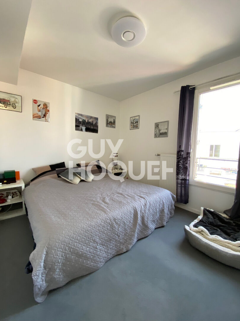 Appartement Stains 3 pièce(s) 64 m2