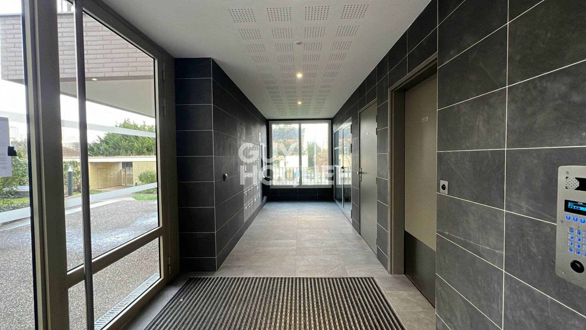 Appartement Sarcelles 3 pièce(s) 75.31 m2