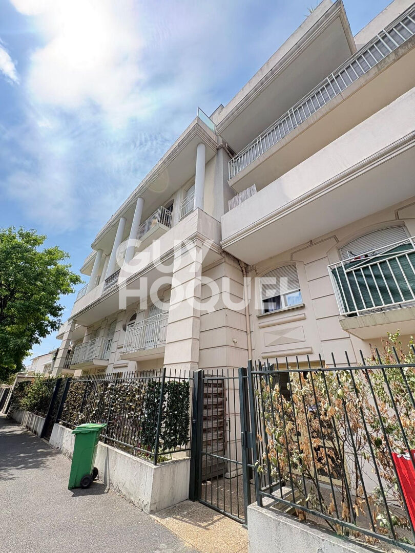 Appartement Les Pavillons Sous Bois 2 pièce(s)