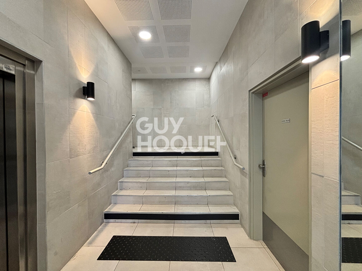 Appartement  5 pièce(s) 103.5 m2