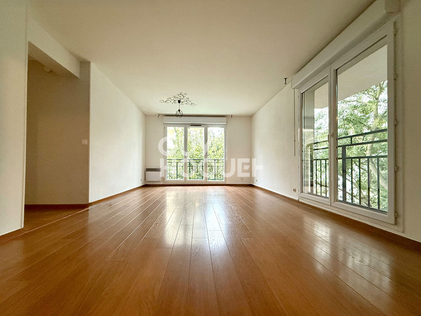 Appartement Villeneuve La Garenne 2 pièce(s) 50.87 m2