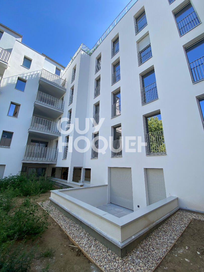 Appartement Aubervilliers 5 pièce(s) 111.6 m2