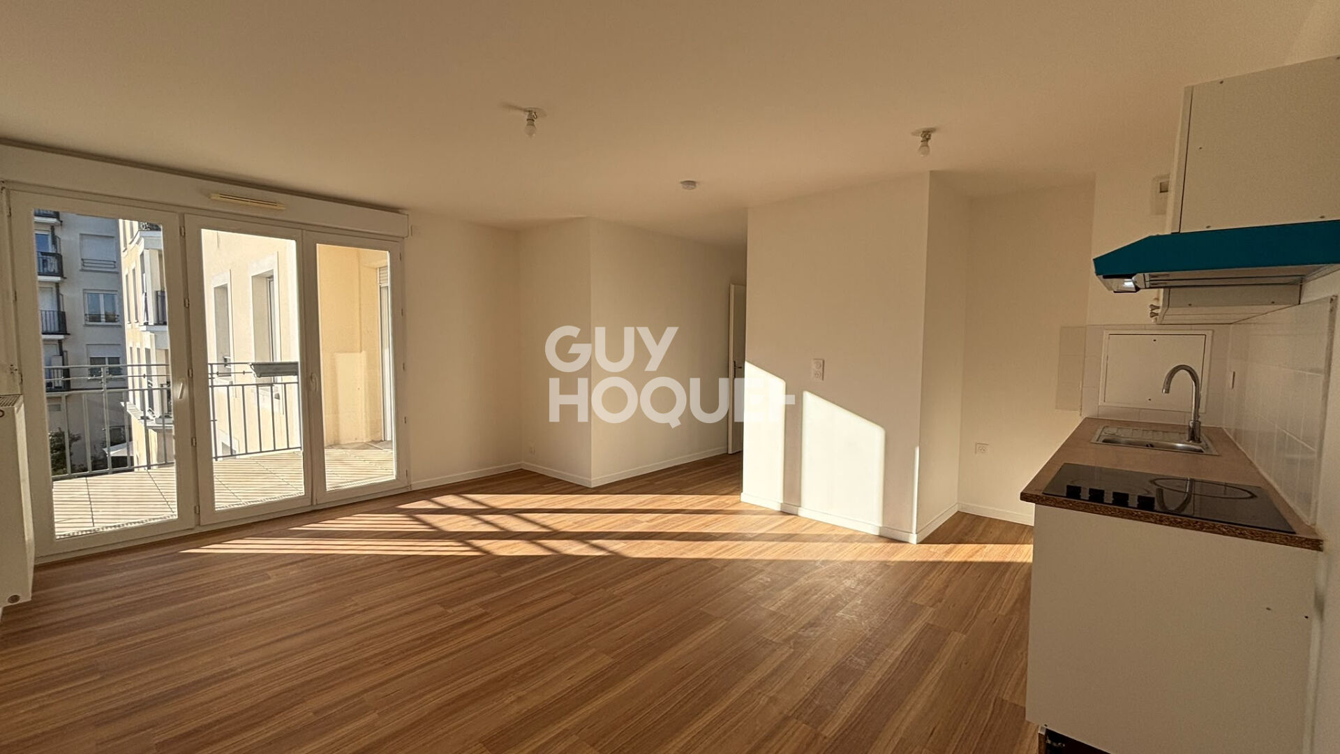 Appartement 4 pièces 78 m² · à Le Blanc Mesnil · 77,6 m² · 143 260 €