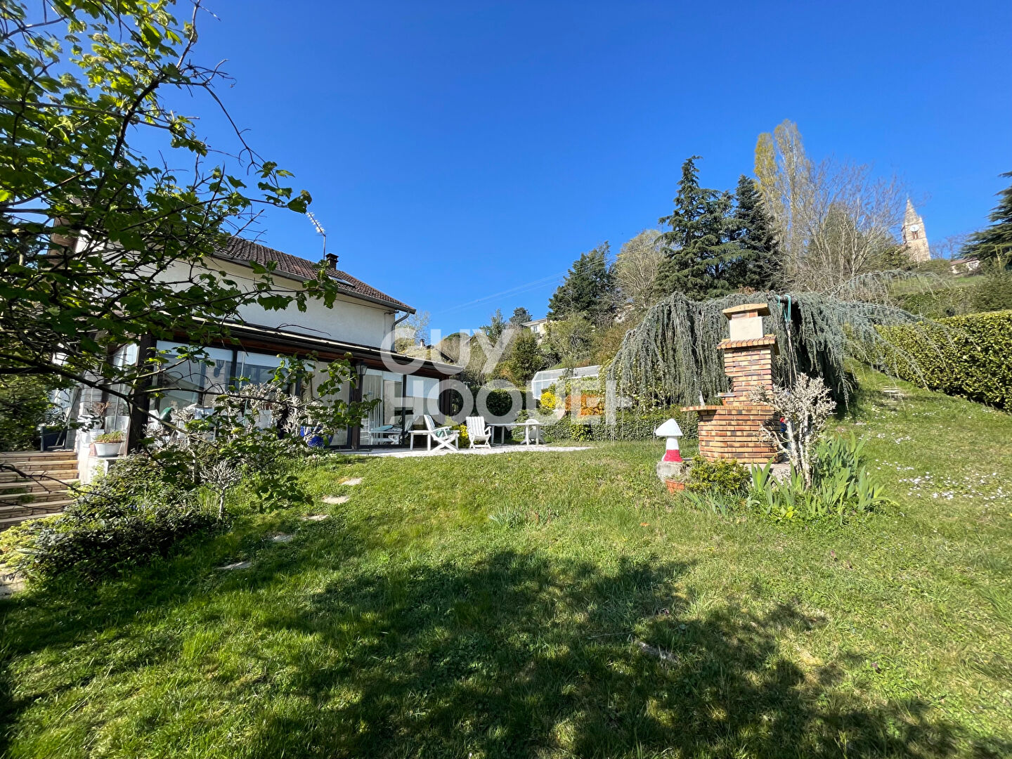 Maison GRENAY 5 Pièces, Terrain 1933 m², Piscine