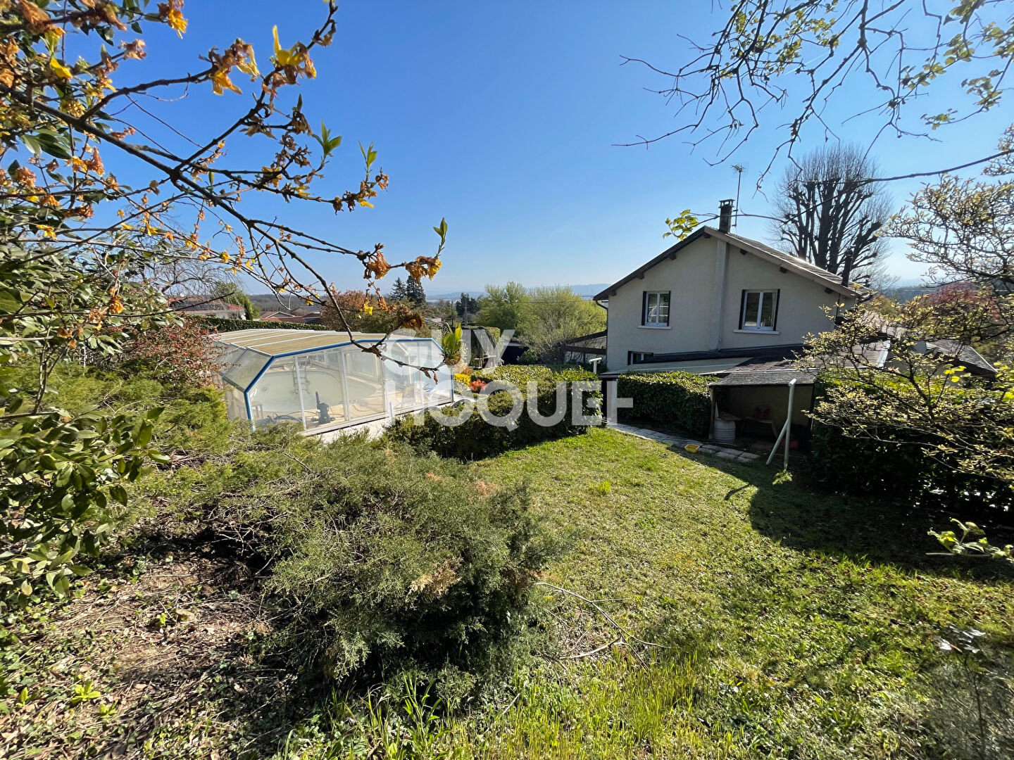 Maison GRENAY 5 Pièces, Terrain 1933 m², Piscine
