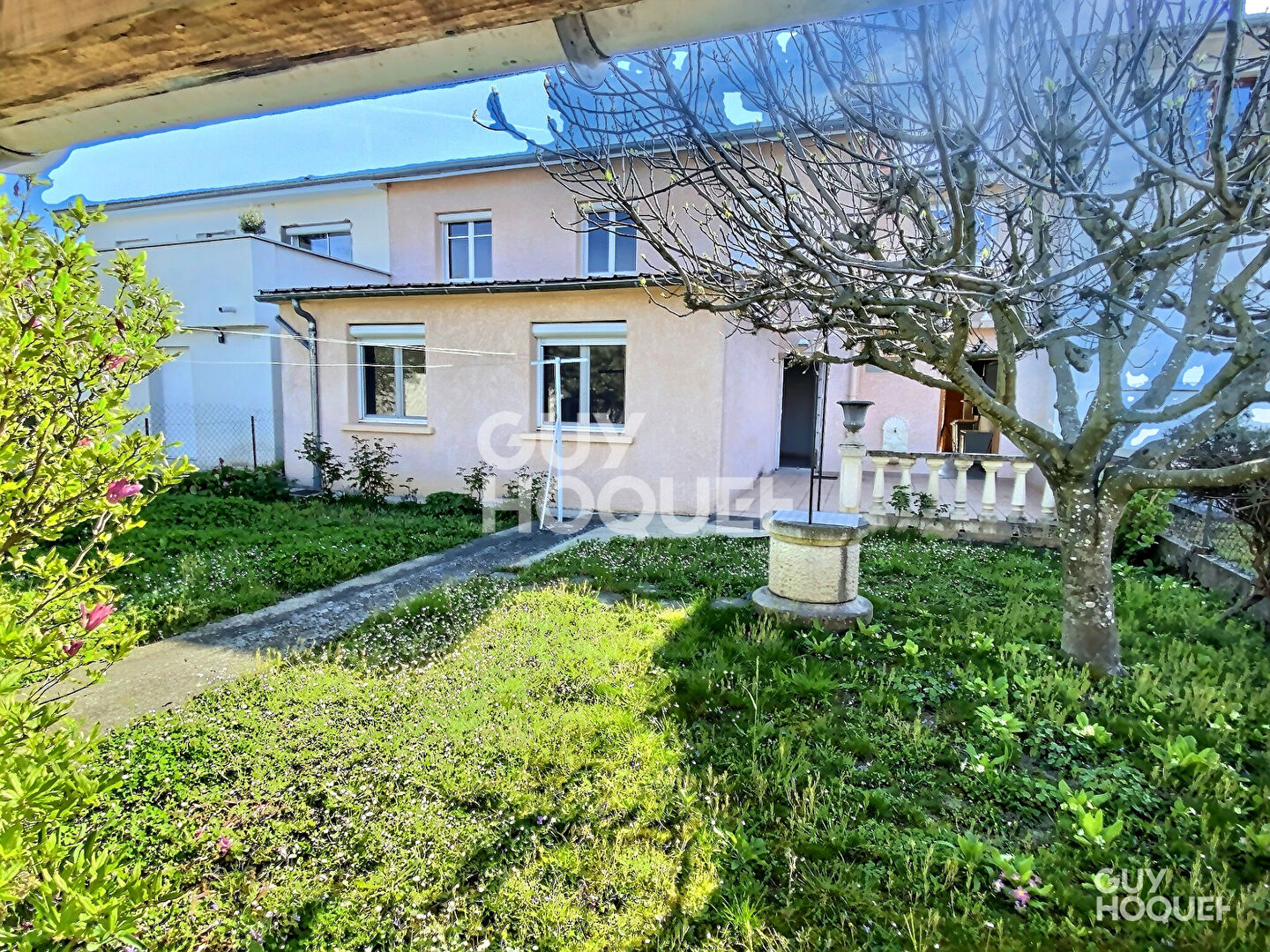 GRAND T3 EN REZ DE JARDIN