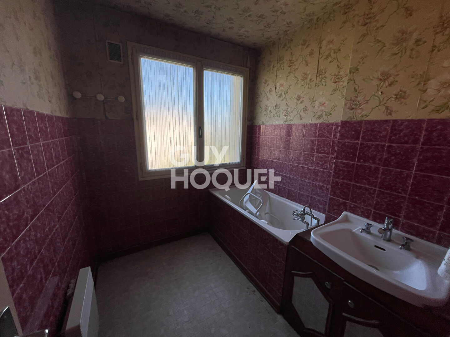 Maison  proche commodités - Travaux à prévoir, fort potentiel
