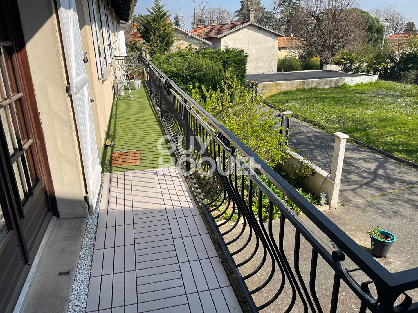 T4 AVEC GARAGE - Proche centre