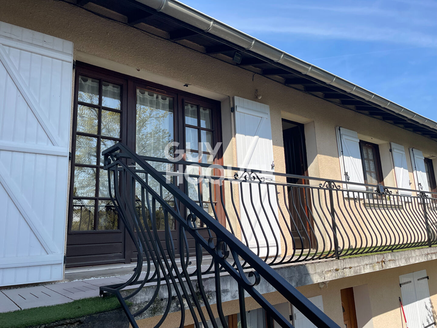 T4 AVEC GARAGE - Proche centre