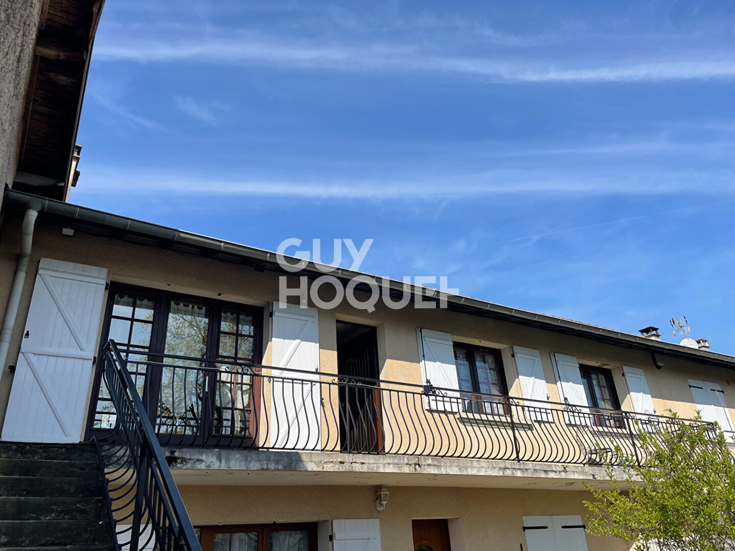 T4 AVEC GARAGE - Proche centre