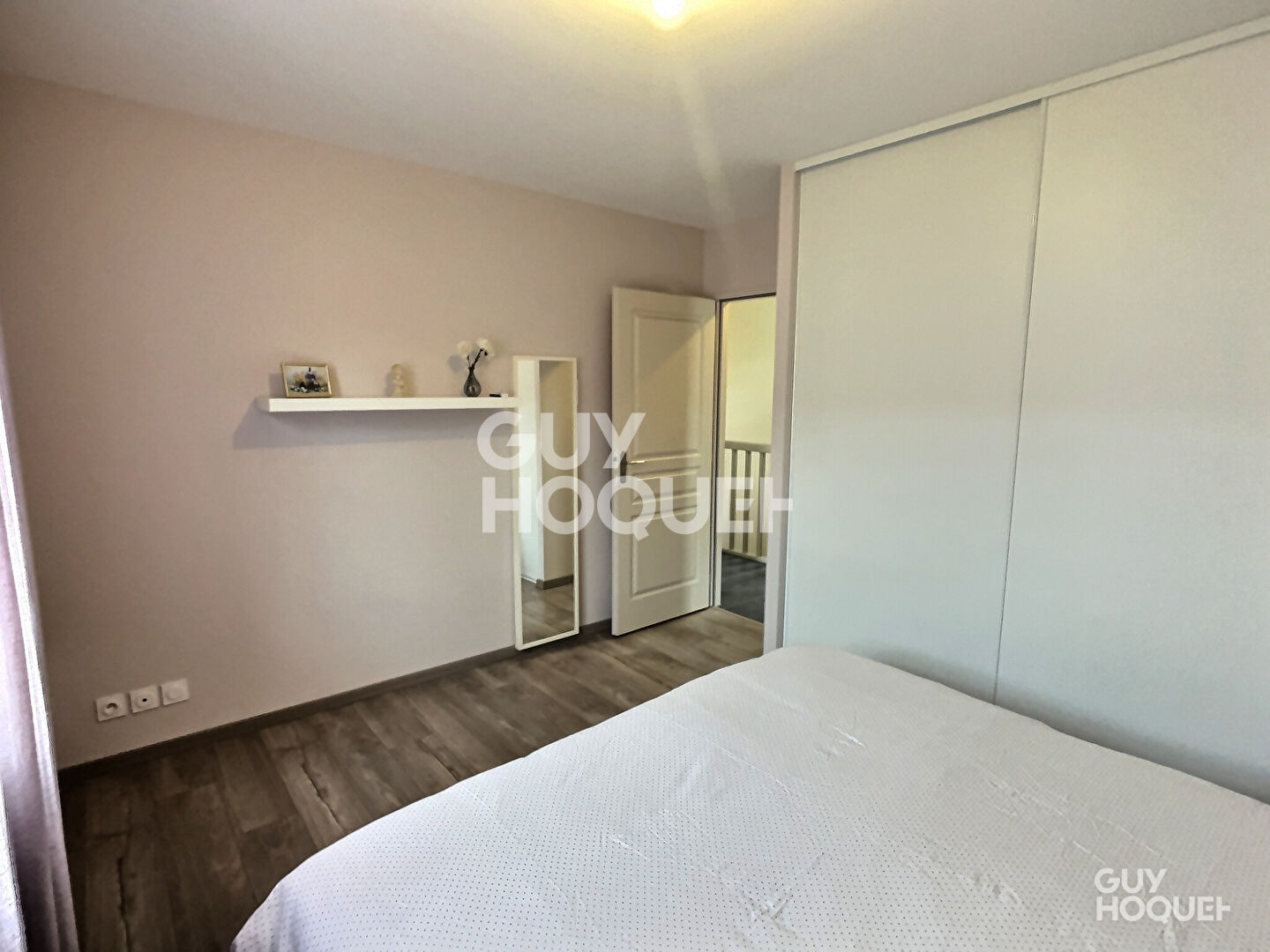 Maison récente 4 pièces à vendre à Saint Laurent de Mure - 375 000 