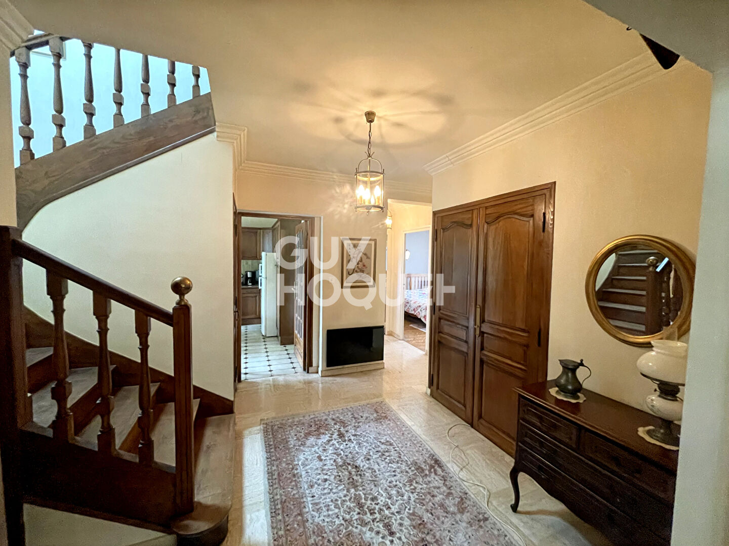 Maison hauteurs Saint Bonnet de Mure - 420 000 