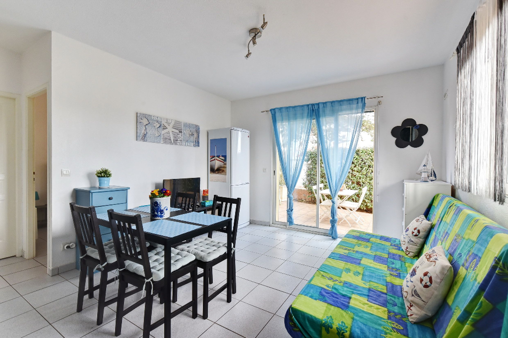 Appartement de 2 pièces à louer A L'ANNEE au BARCARES (66420).