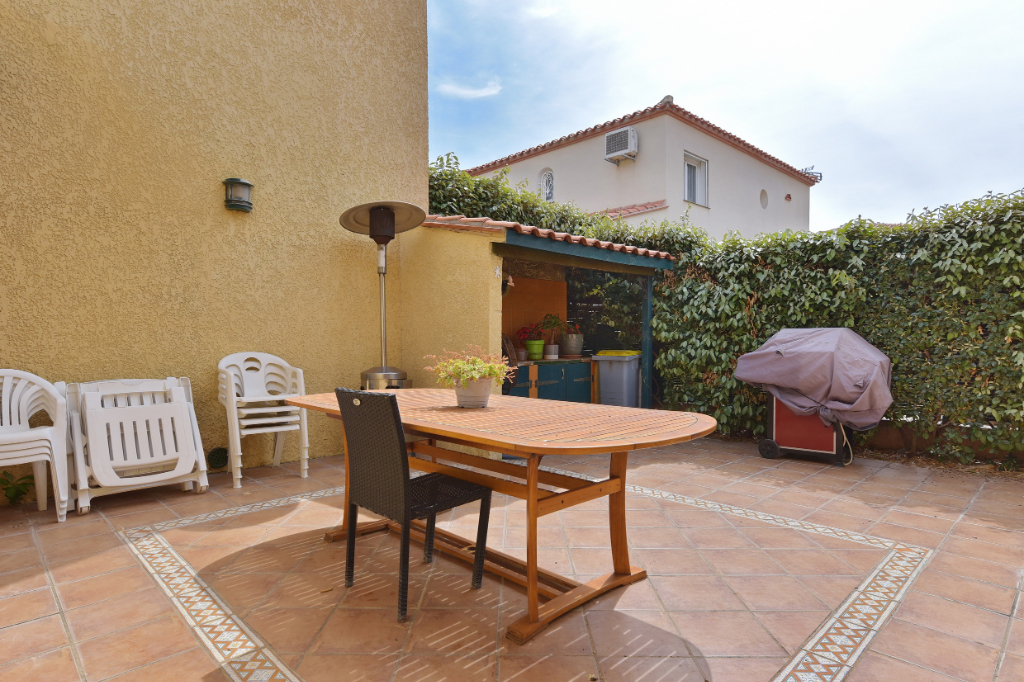 Location : maison T5 au BARCARES