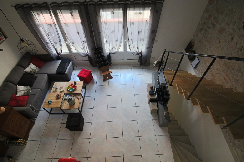 Maison de 2 pièces à louer à SAINT LAURENT DE LA SALANQUE (66250).