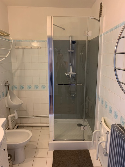 LOCATION A L'ANNEE - T3 meublé avec Balcon