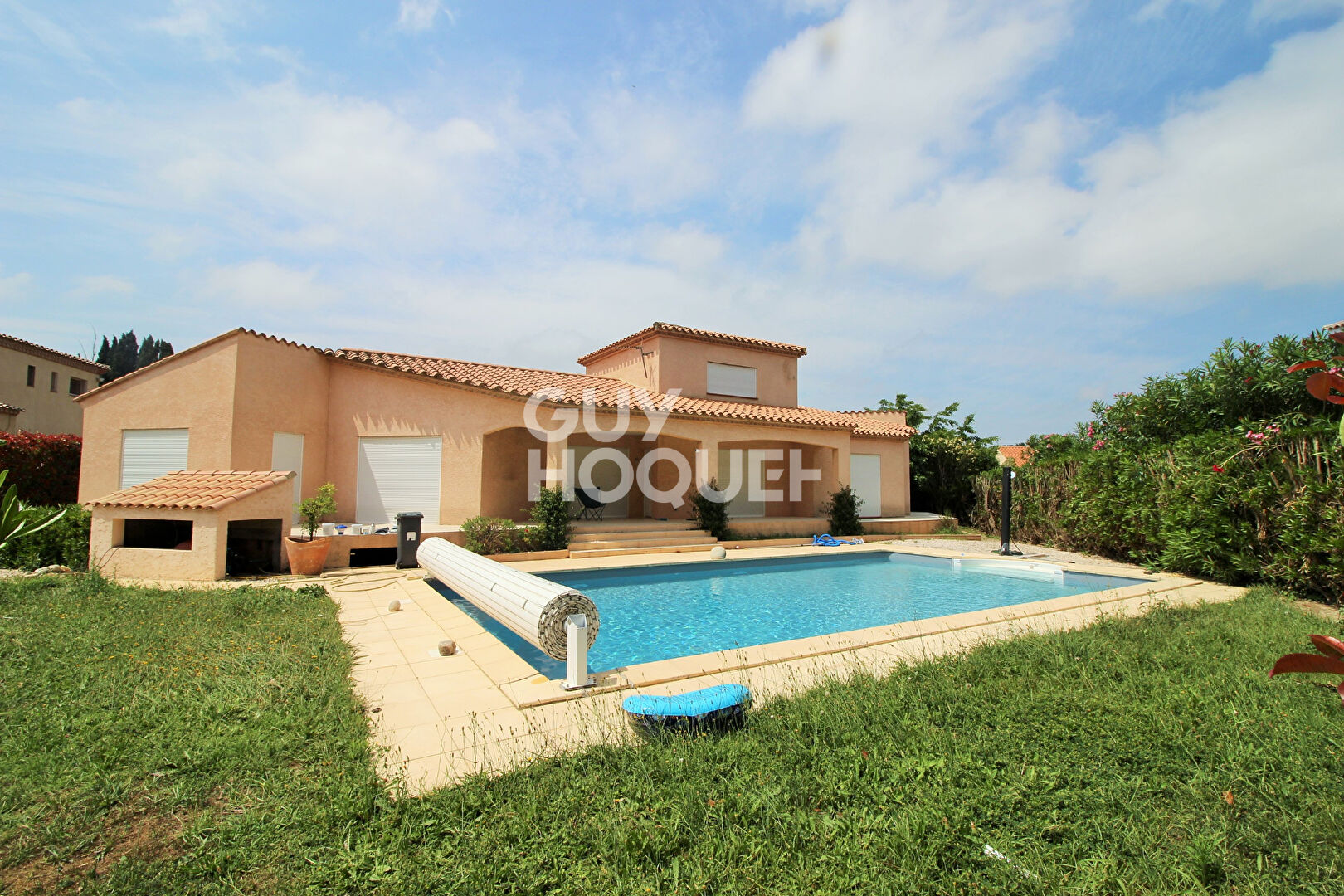 CLAIRA : maison T6 avec piscine (165 m²) à louer