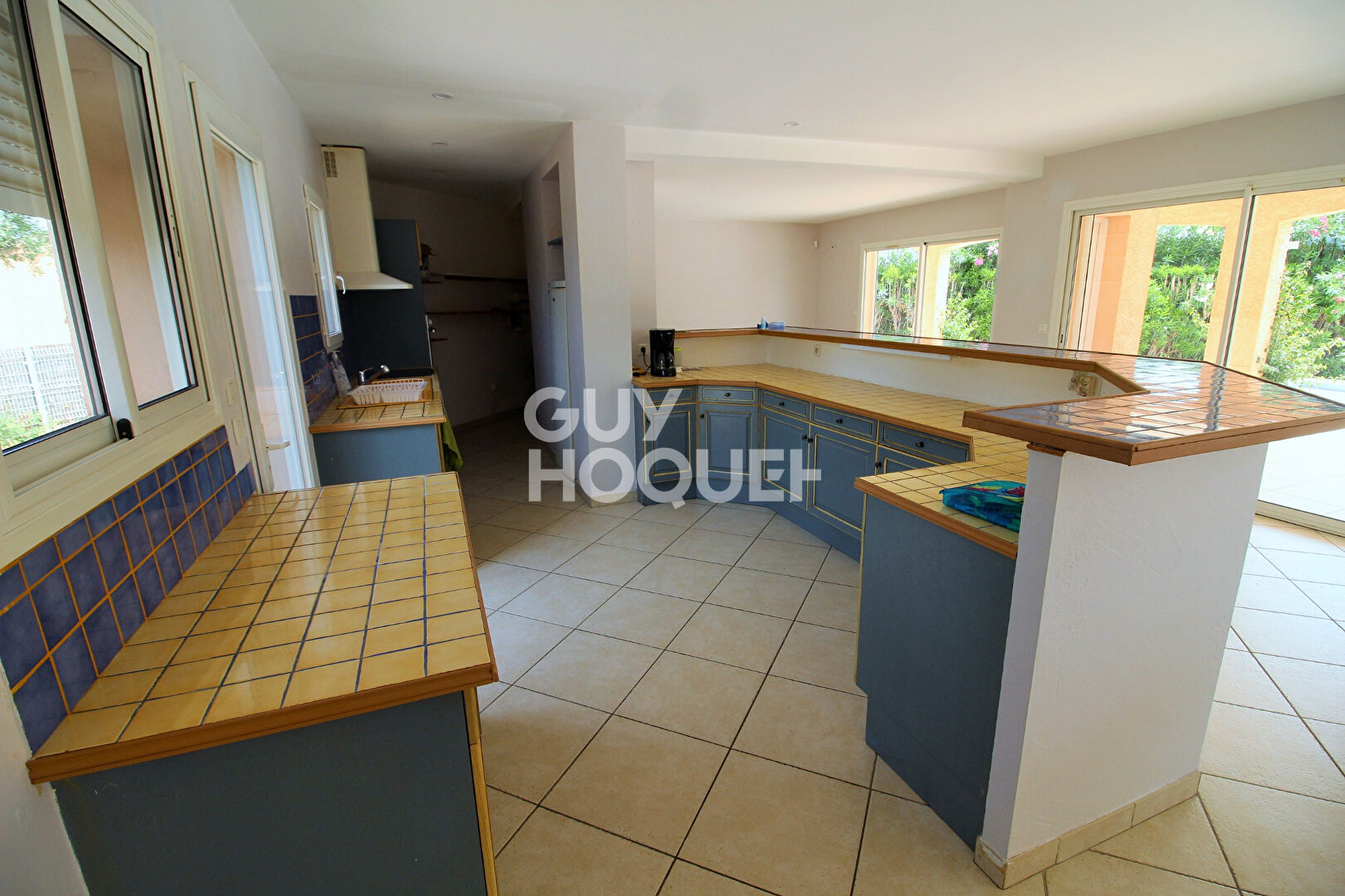 CLAIRA : maison T6 avec piscine (165 m²) à louer