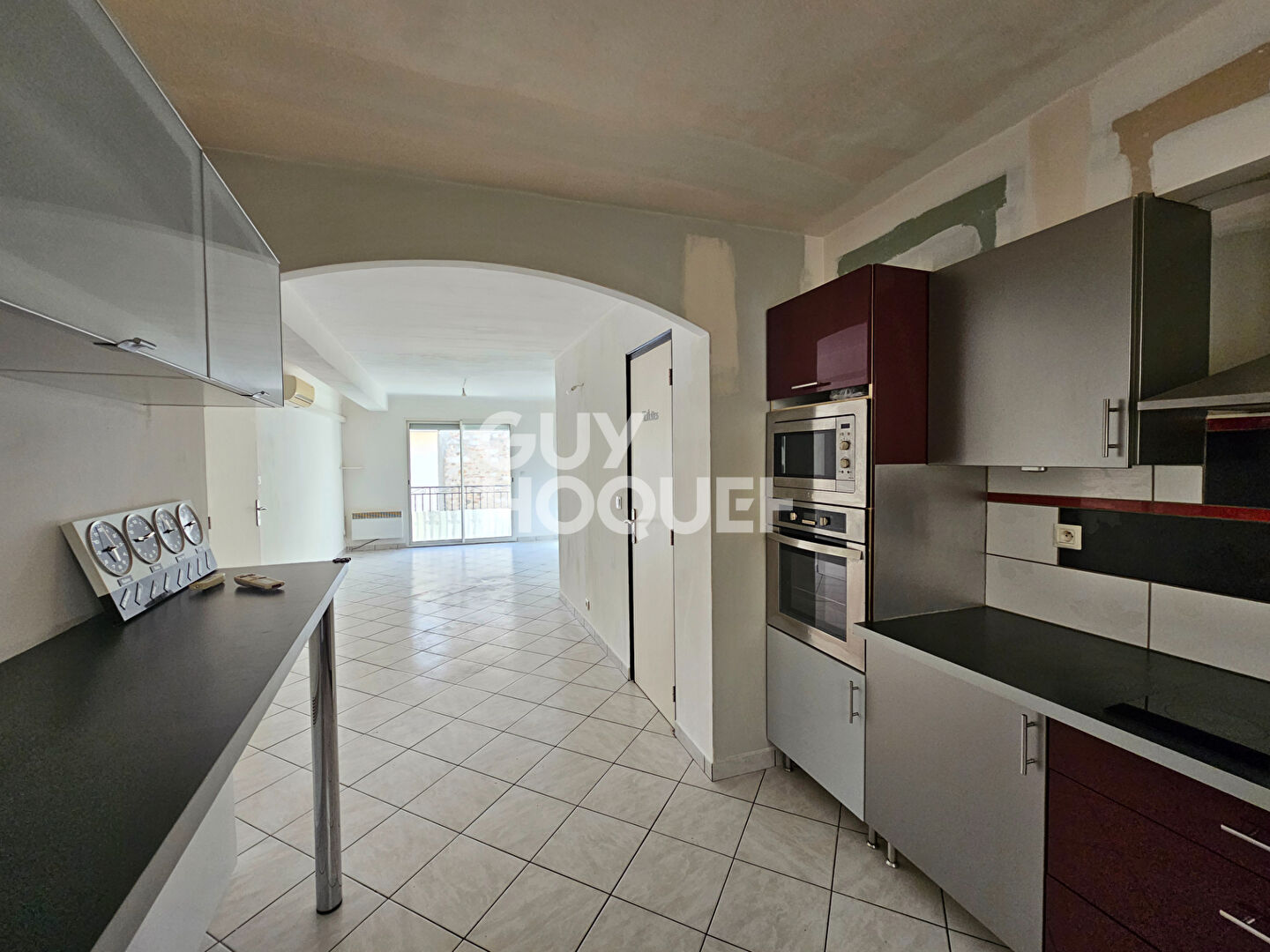 Vente : maison 4 pièces à SAINT LAURENT DE LA SALANQUE