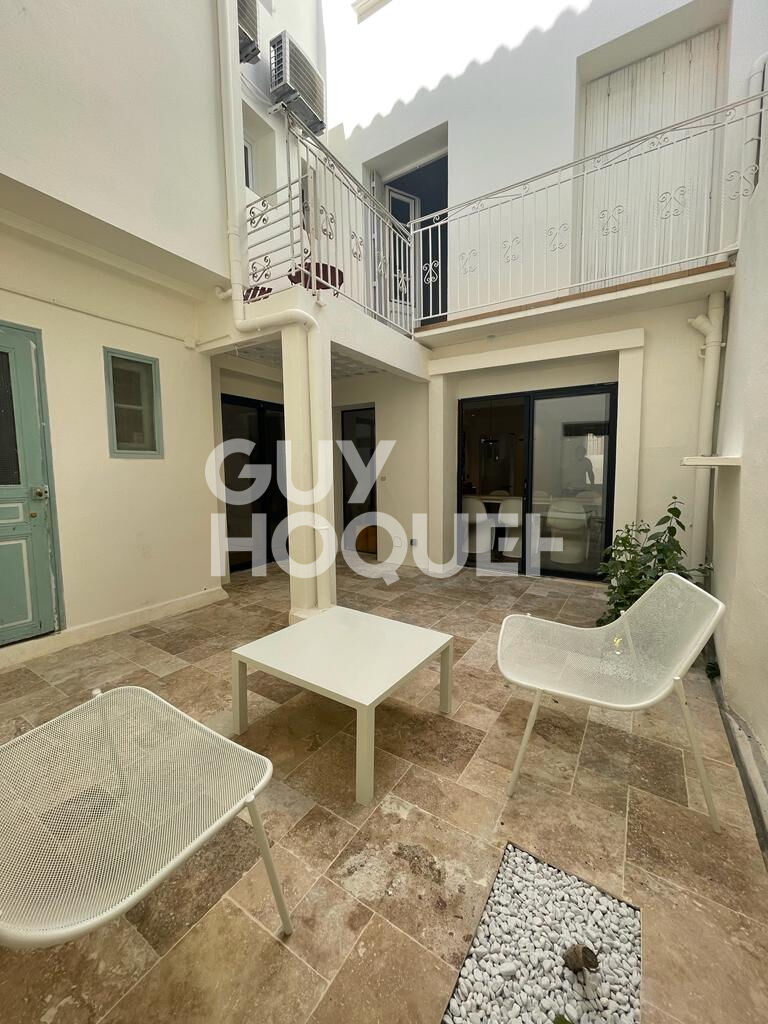 Maison MEUBLEE T6 (162 m²) à louer à SAINT LAURENT DE LA SALANQUE