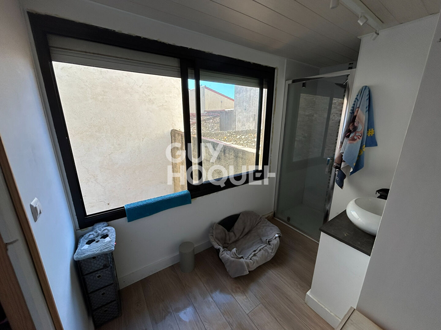 Maison T4 (100 m²) AVEC COUR en vente à SAINT LAURENT DE LA SALANQUE
