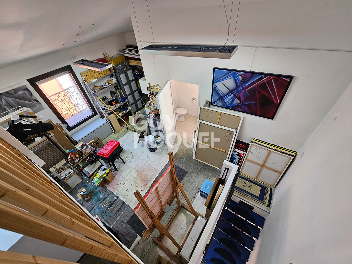 Maison de 3 pièces+mezzanine  (158 m²) à SAINT LAURENT DE LA SALANQUE