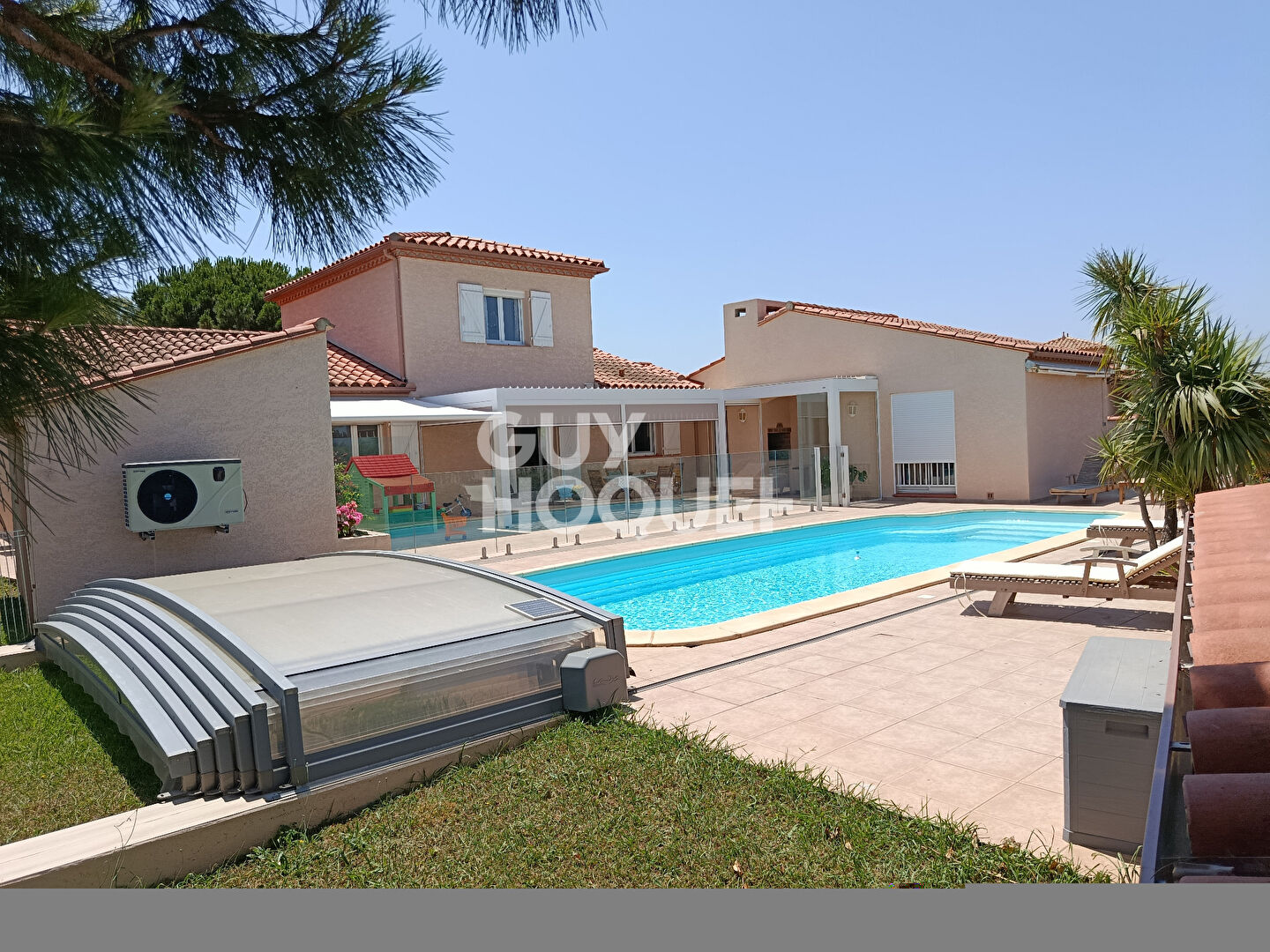 A VENDRE :  Exclusivité Coup de Coeur sur Alénya .. 6 chambres avec piscine sans vis vis, excellent état.
