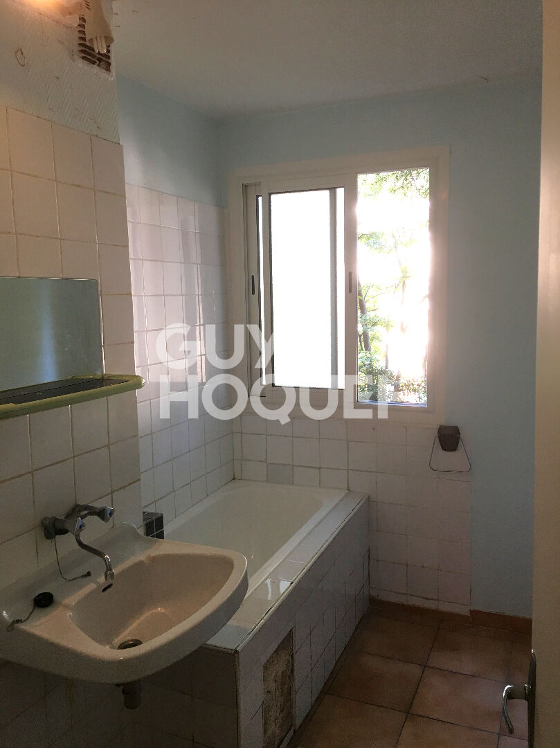 À vendre : VENDU LOUE Appartement 3 pièces à PERPIGNAN, quartier Las Cobas