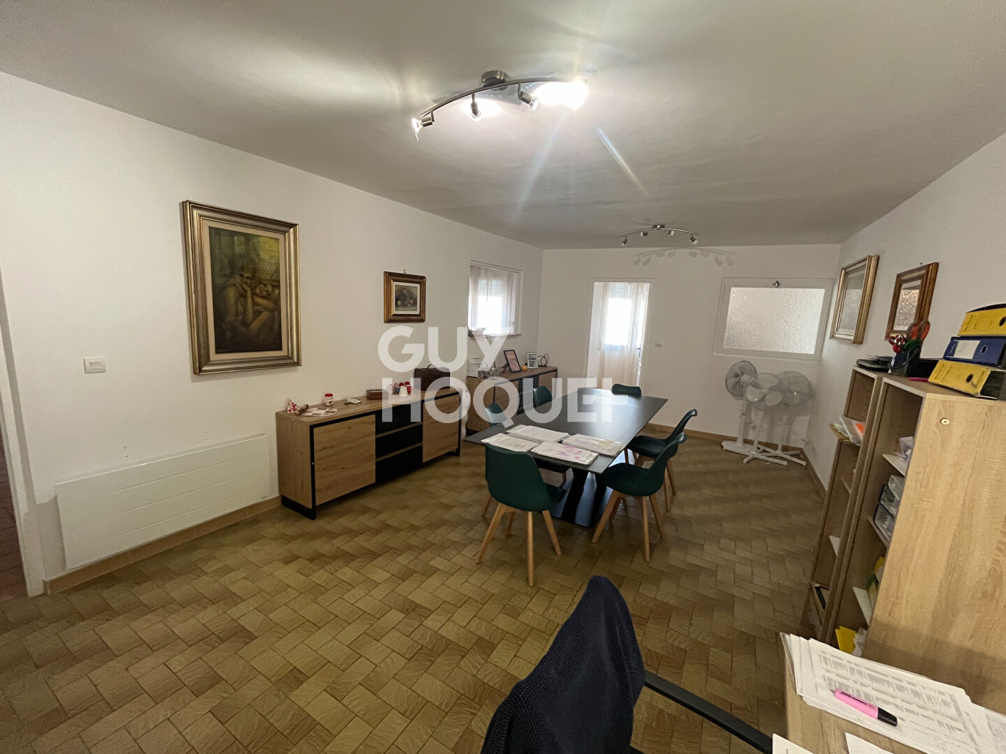 À vendre : Appartement spacieux  pleinde charme de 5 pièces à Saint Laurent de la Salanque