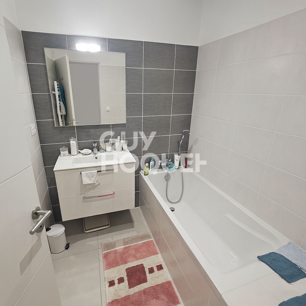 Charmante Maison à Vendre à Claira - 3 Chambres, 91 m² !