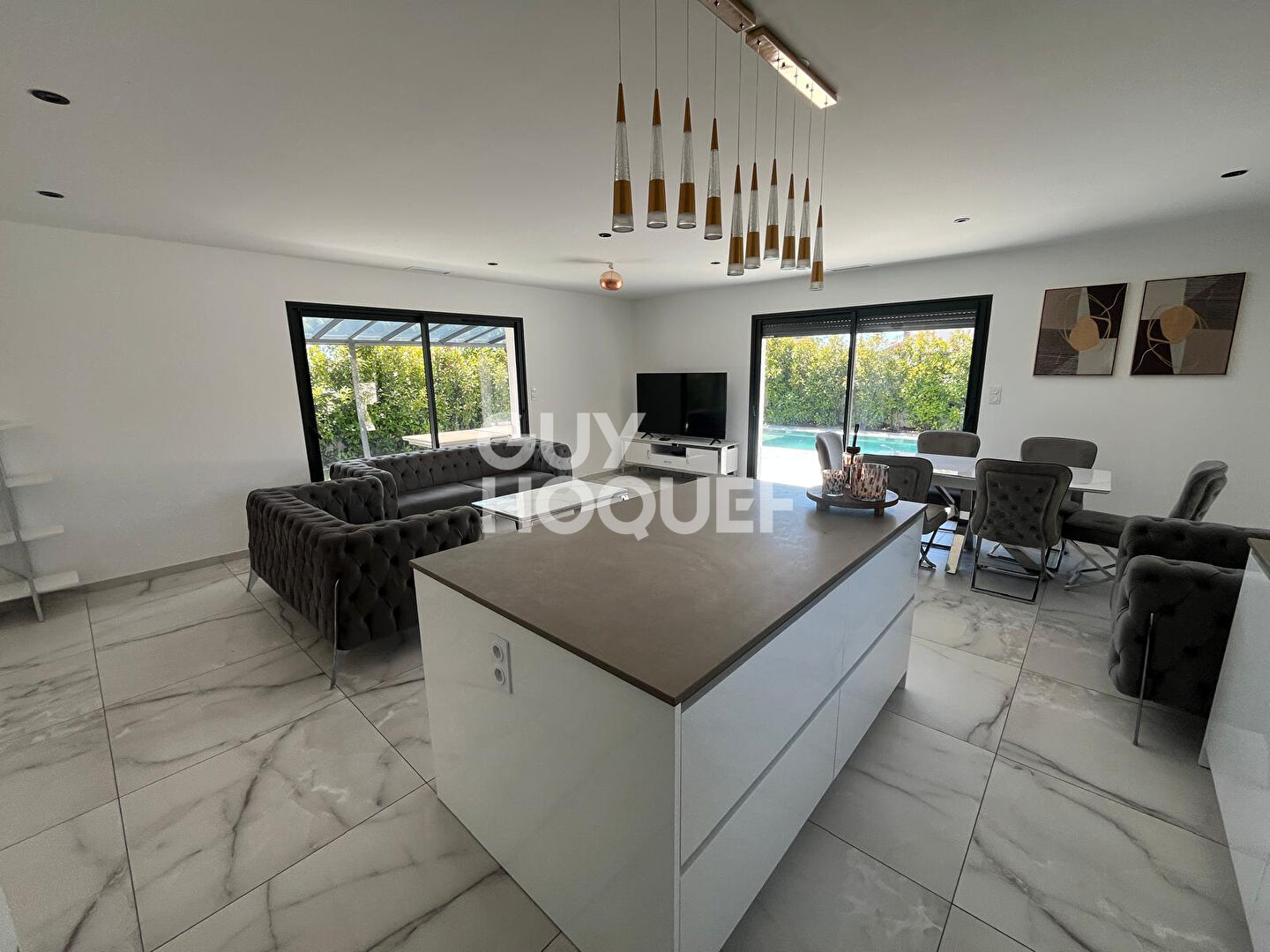Villa d'architecte contemporaine ? Plain-pied 4 faces à Canohès
