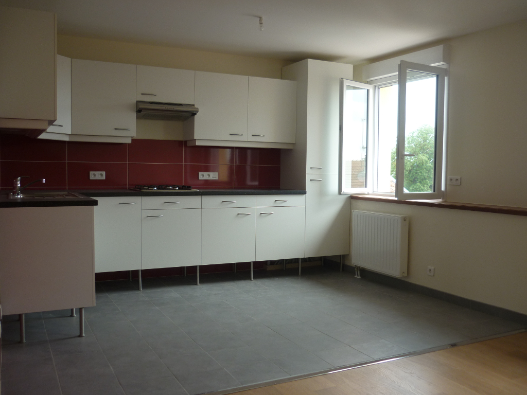 ST MAX : appartement F5 à louer