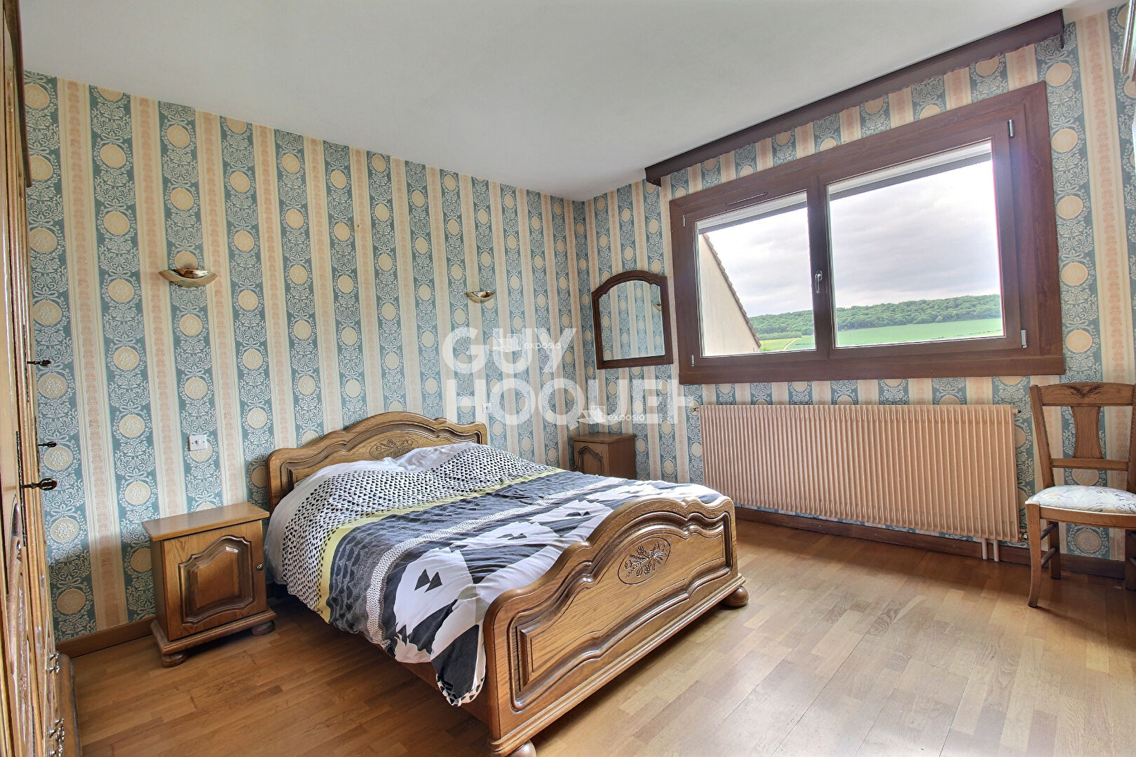 Maison   à vendre à LAY SAINT CHRISTOPHE - Un bien rare sur le secteur !