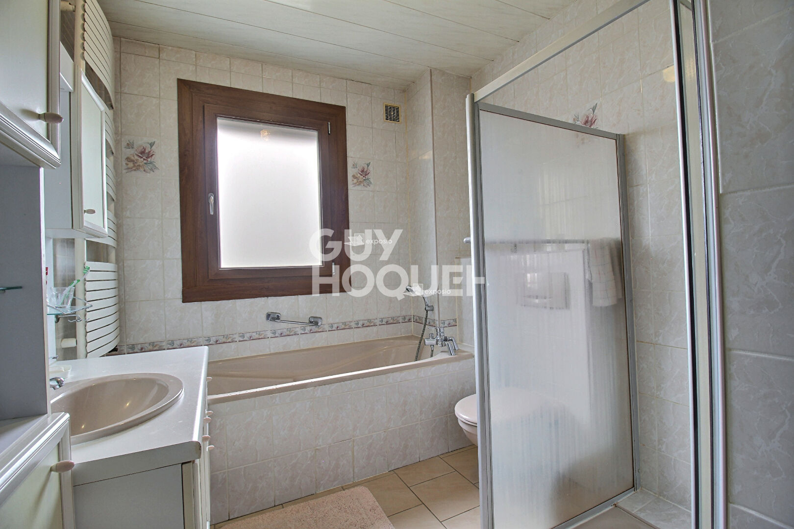 Maison   à vendre à LAY SAINT CHRISTOPHE - Un bien rare sur le secteur !