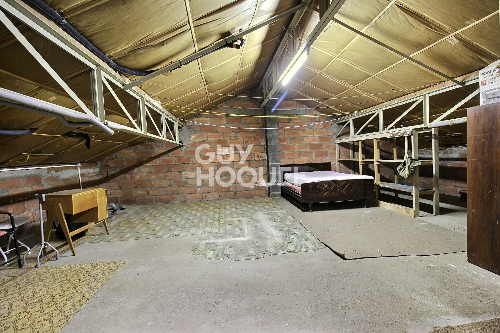 Maison   à vendre à LAY SAINT CHRISTOPHE - Un bien rare sur le secteur !