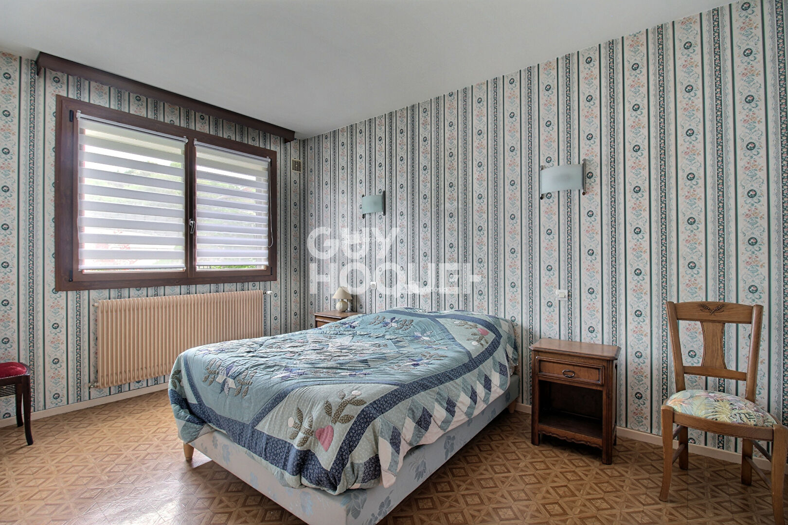 Maison   à vendre à LAY SAINT CHRISTOPHE - Un bien rare sur le secteur !