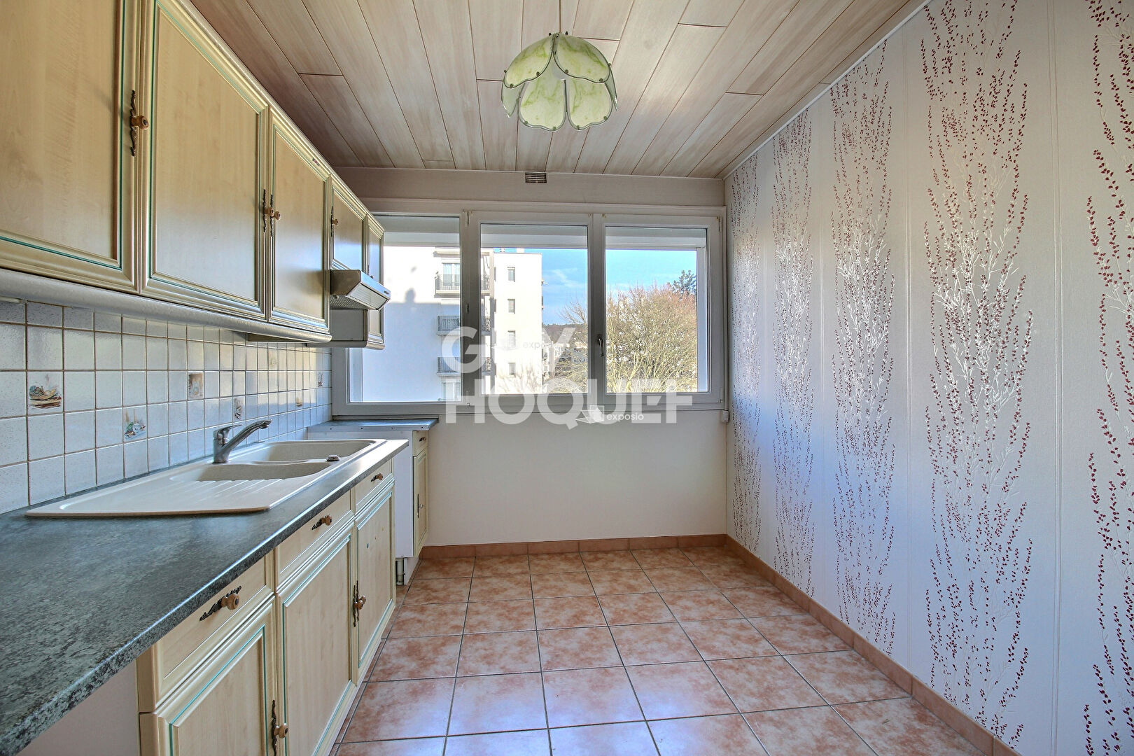 Un appartement avec balcon et garage à SAINT MAX Résidence Saint Pierre