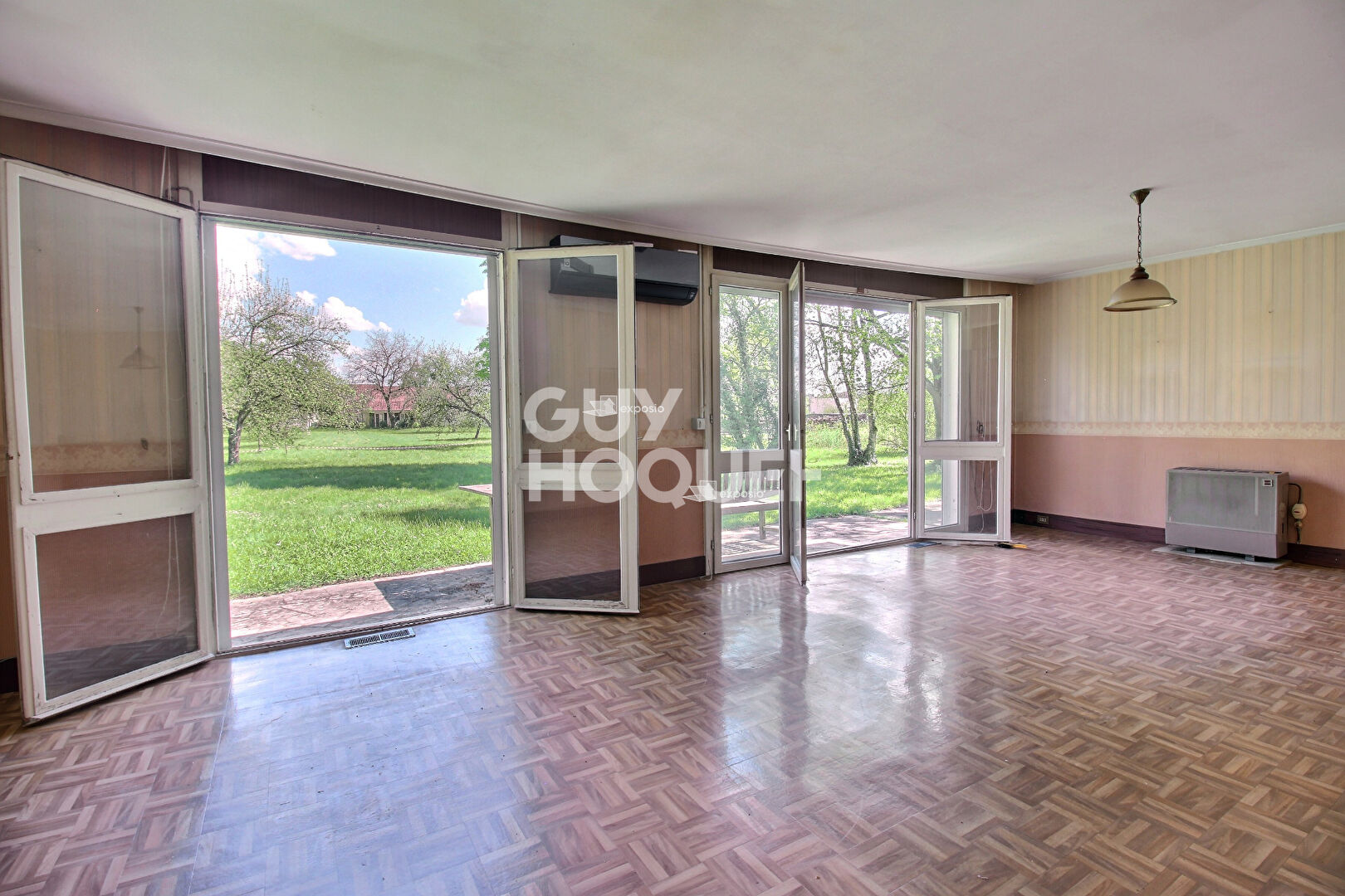 Maison plain pied sur sous sol avec 4 chambres jardin et garage à Gondreville