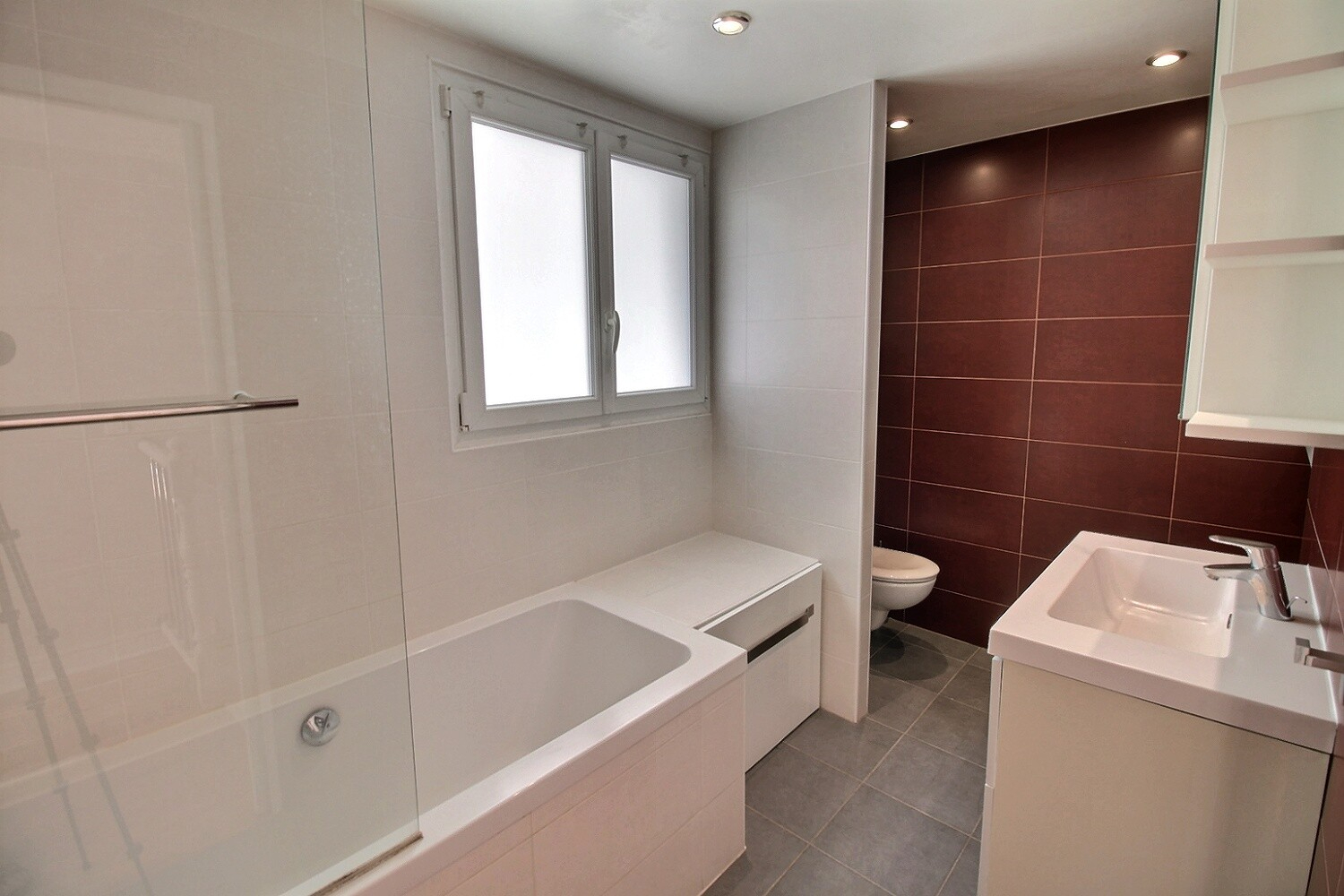 Maison a louer suresnes - 5 pièce(s) - 80 m2 - Surfyn