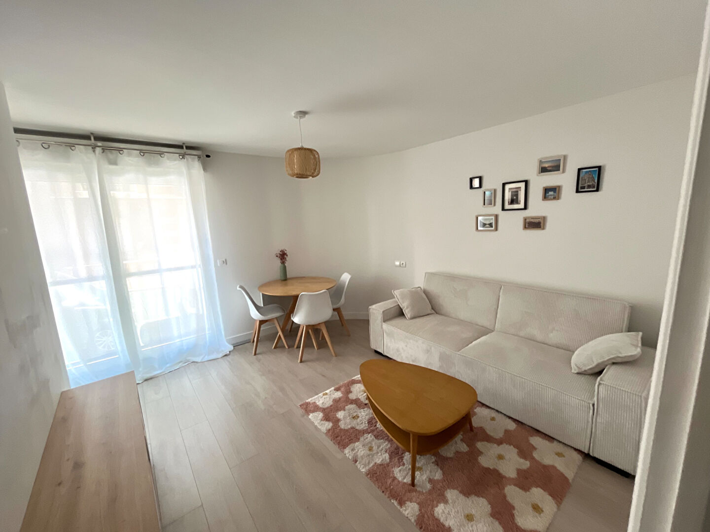 APPARTEMENT 2 PIECES MEUBLE