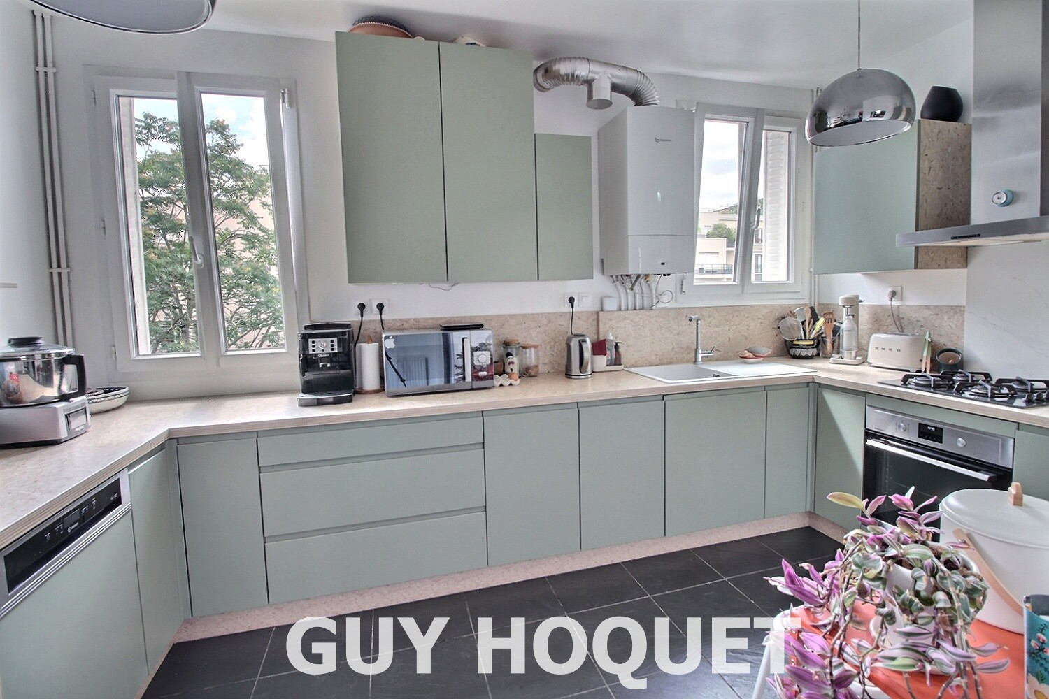 Appartement Suresnes 4 pièce(s) 73.31 m2