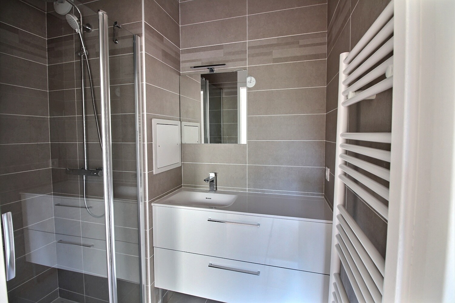 Appartement Suresnes 4 pièce(s) 85.63 m2