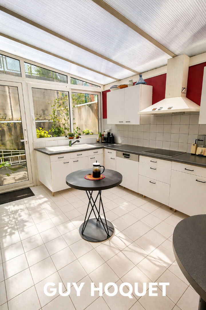 Maison Suresnes 5 pièce(s)