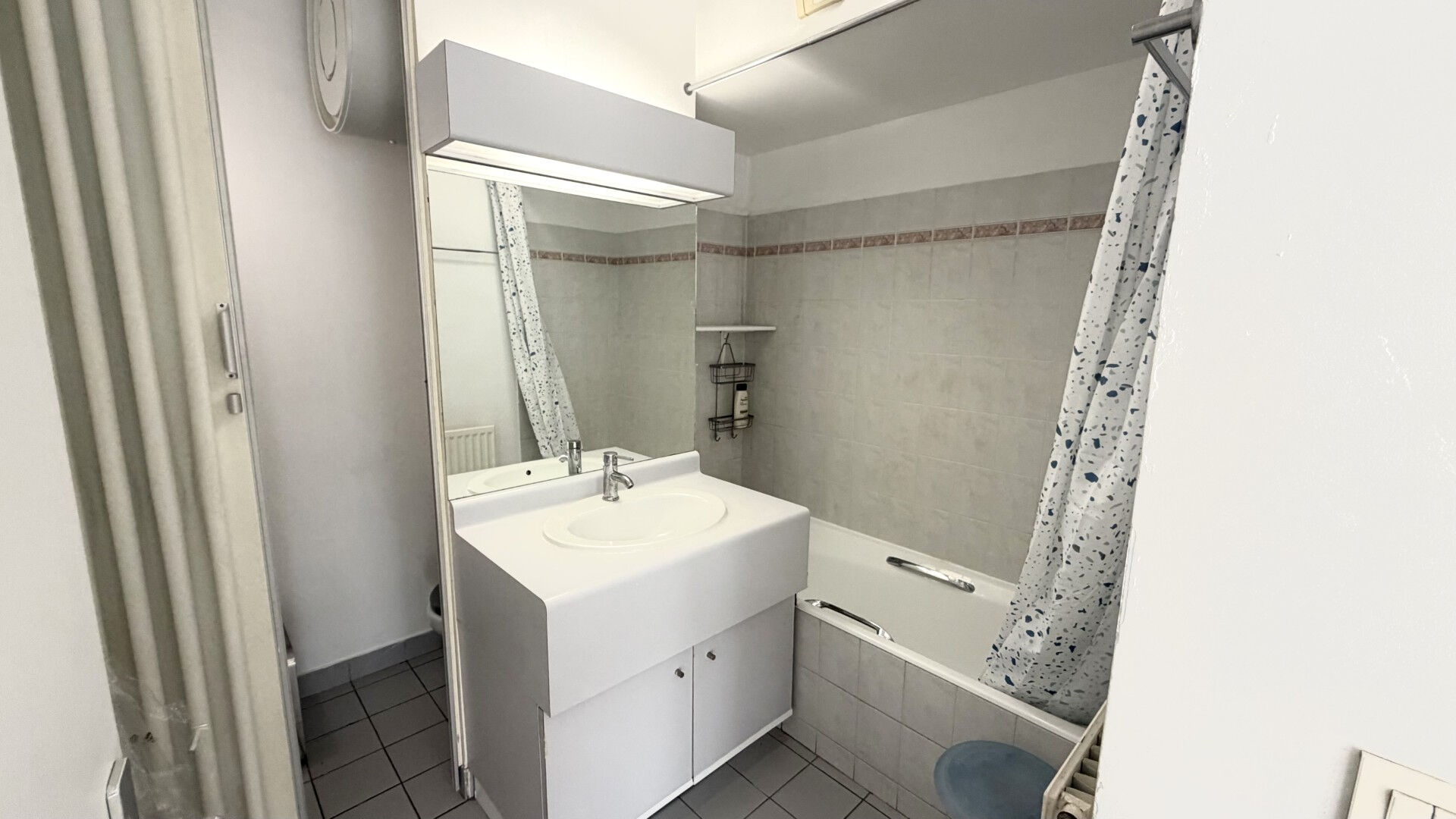 Appartement Suresnes 2 pièce(s) 28 m2