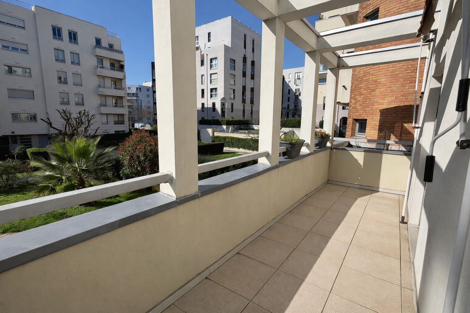 Appartement Suresnes 3 pièce(s)